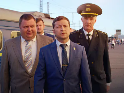 Đầy Tớ Của Nhân Dân 2