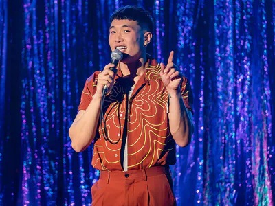 Joel Kim Booster: Tâm tính dục