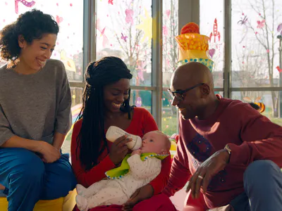 Nó có đôi mắt giống anh